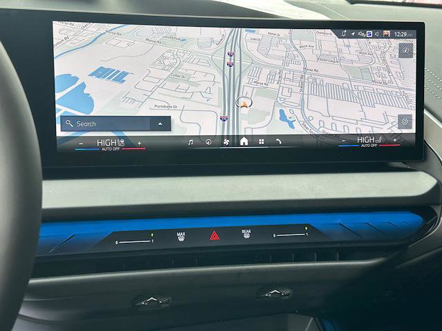 Certified 2025 BMW X3 xDrive30i w/ M Sport Package image 29