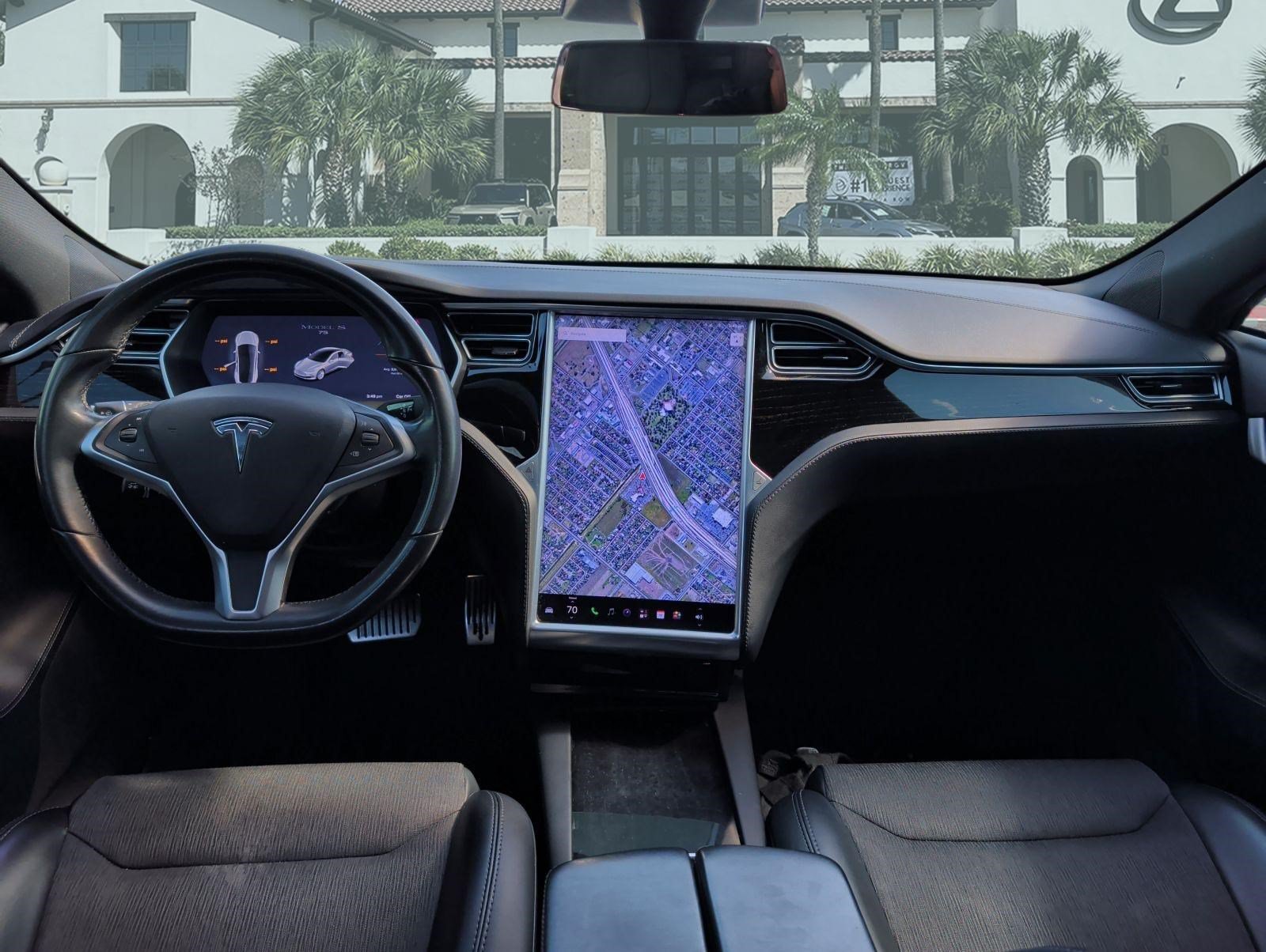 Used 2017 Tesla Model S 75 RWD image 25