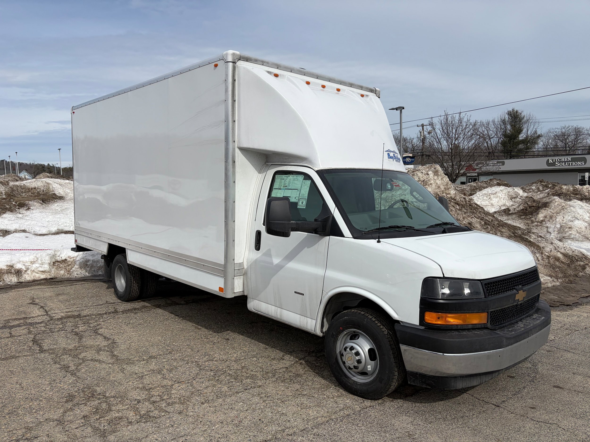 New 2025 Chevrolet Express 3500 w/ Power Convenience Package