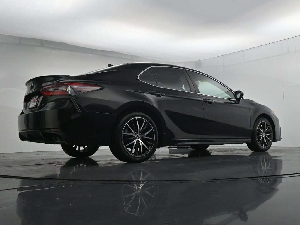 Used 2024 Toyota Camry SE FWD image 38