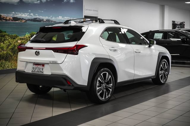 Certified 2025 Lexus UX 300h FWD w/ Accessory Package (Z2) image 6