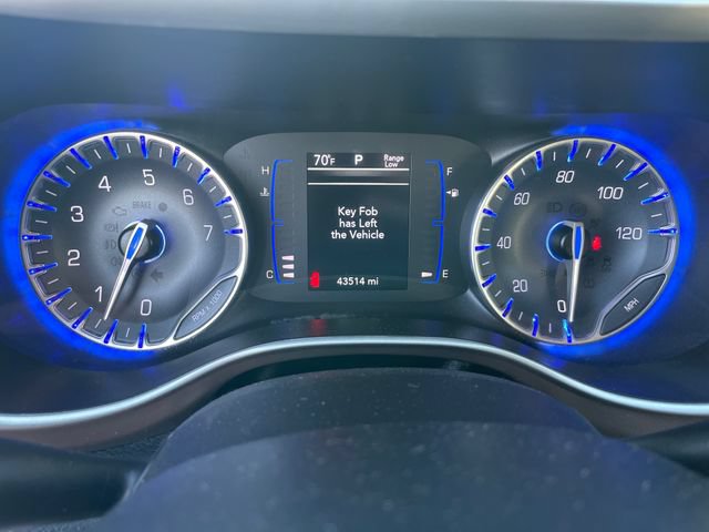 Used 2023 Chrysler Voyager LX FWD image 17