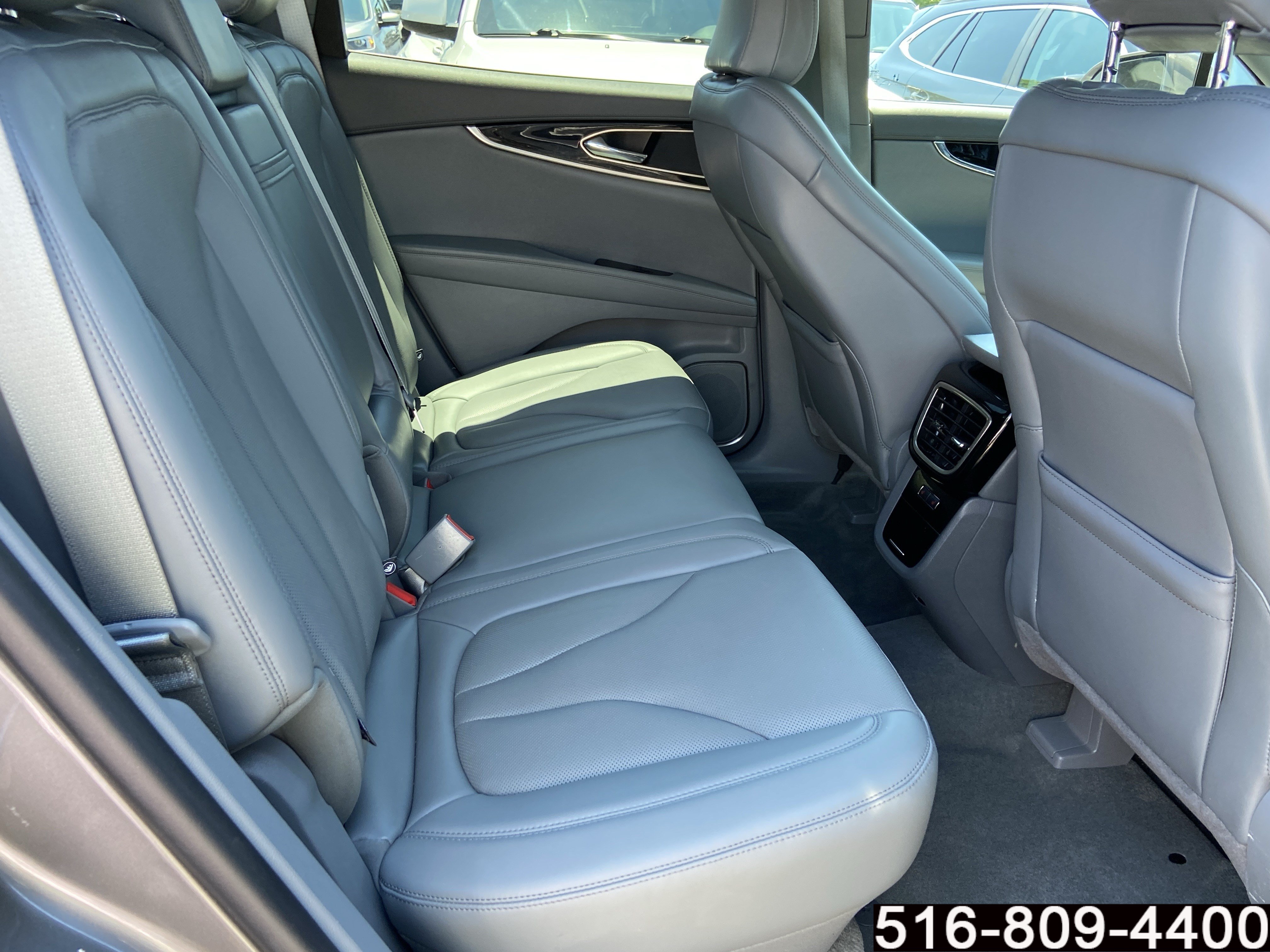 Used 2023 Lincoln Nautilus Reserve AWD/4WD image 28