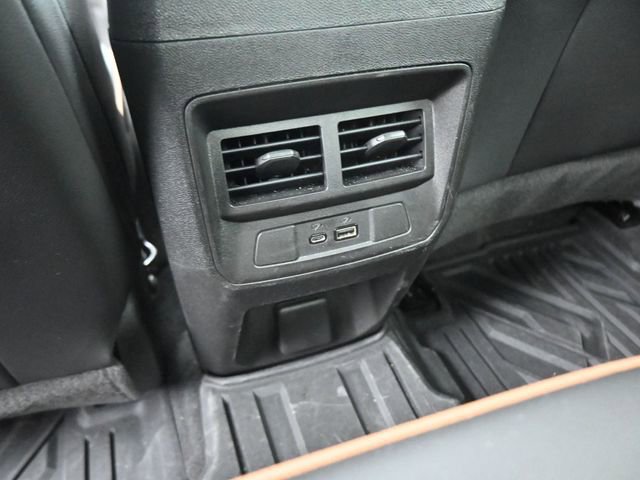 Used 2024 GMC Canyon AT4 w/ AT4 Premium Package image 30