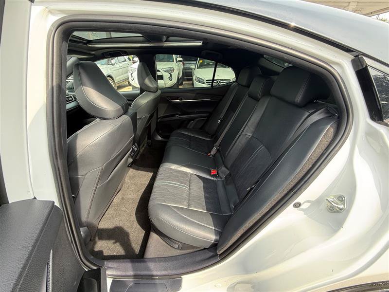 Used 2025 Toyota Camry XSE FWD image 20