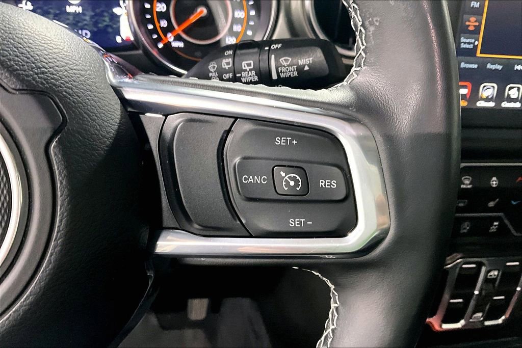 Used 2022 Jeep Wrangler Unlimited Sahara w/ Cold Weather Group image 24