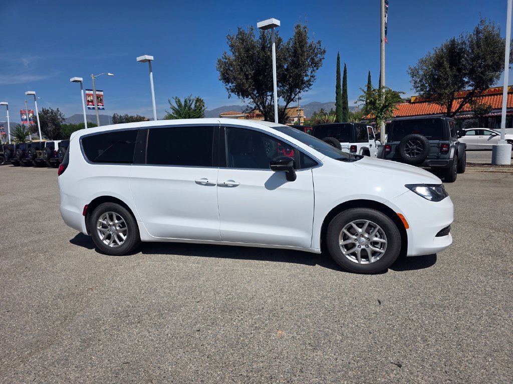 New 2026 Chrysler Voyager LX FWD image 3