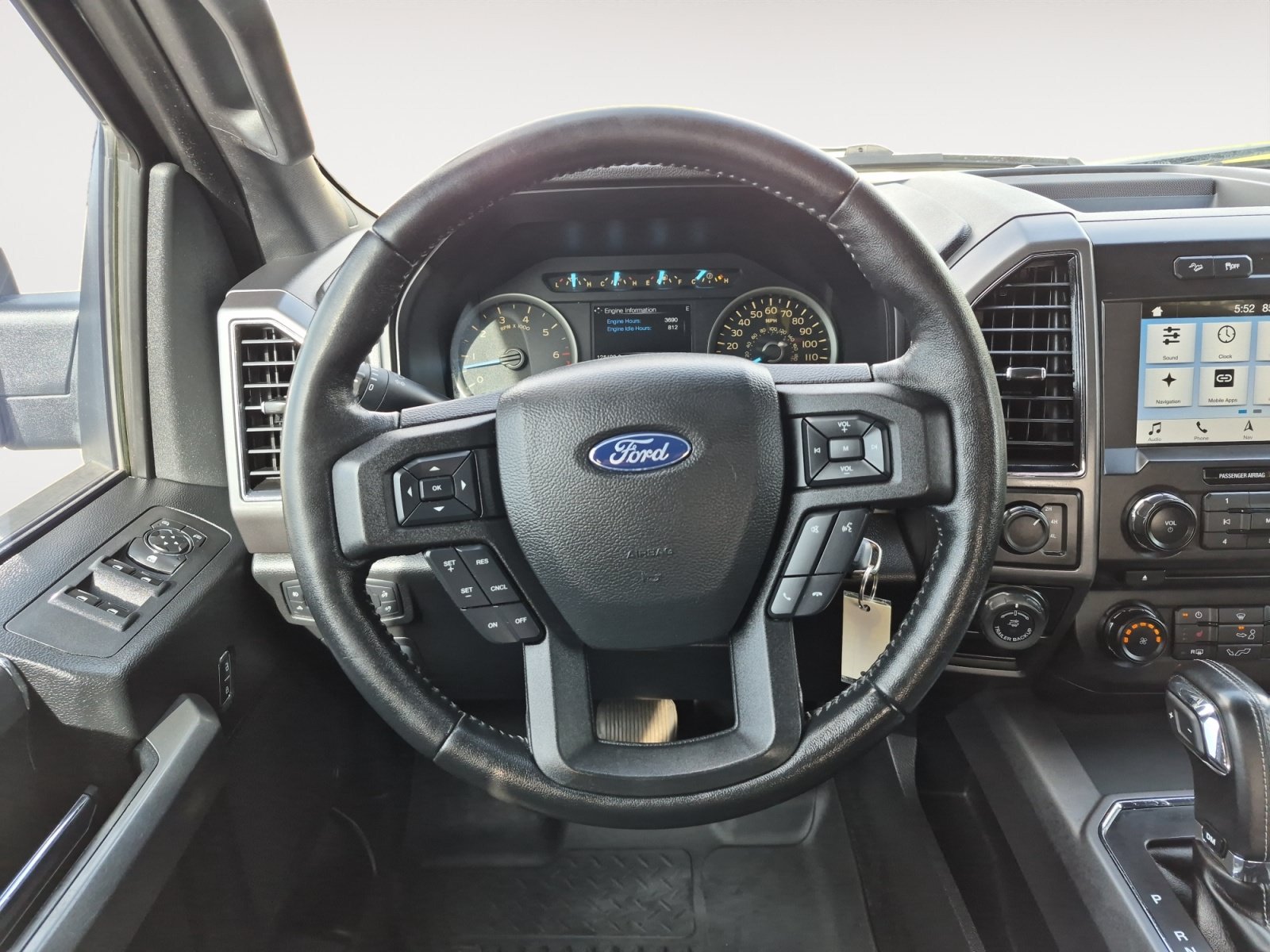 Used 2018 Ford F150 XLT w/ Equipment Group 302A Luxury AWD/4WD image 13