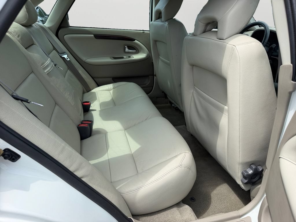 Used 2003 Volvo S40 FWD image 9
