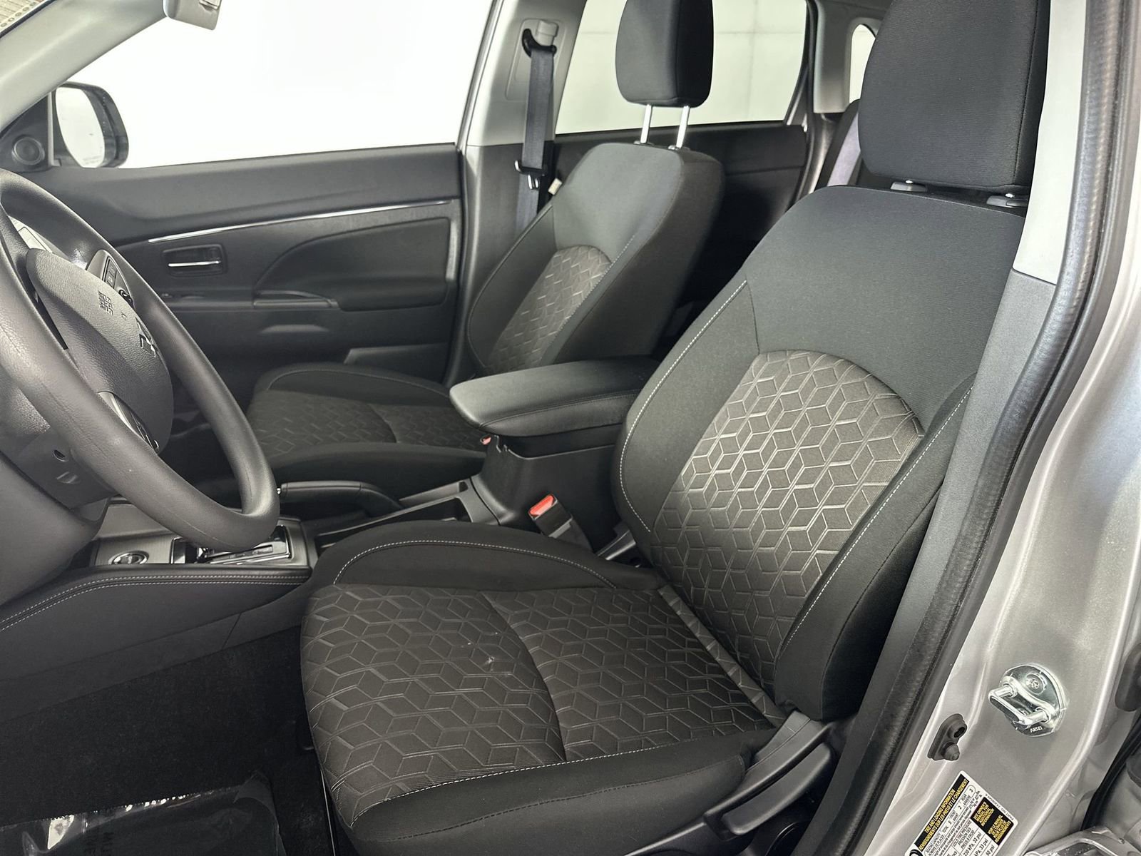 Used 2026 Mitsubishi Outlander Sport ES AWD/4WD image 11