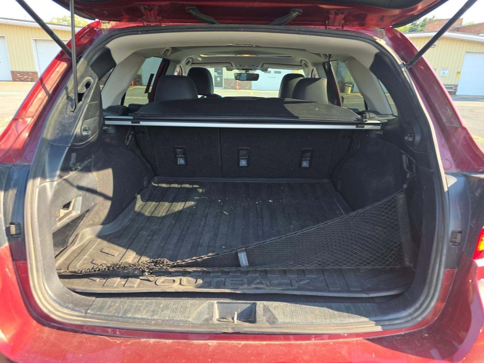 Used 2017 Subaru Outback 2.5i Limited AWD/4WD image 12
