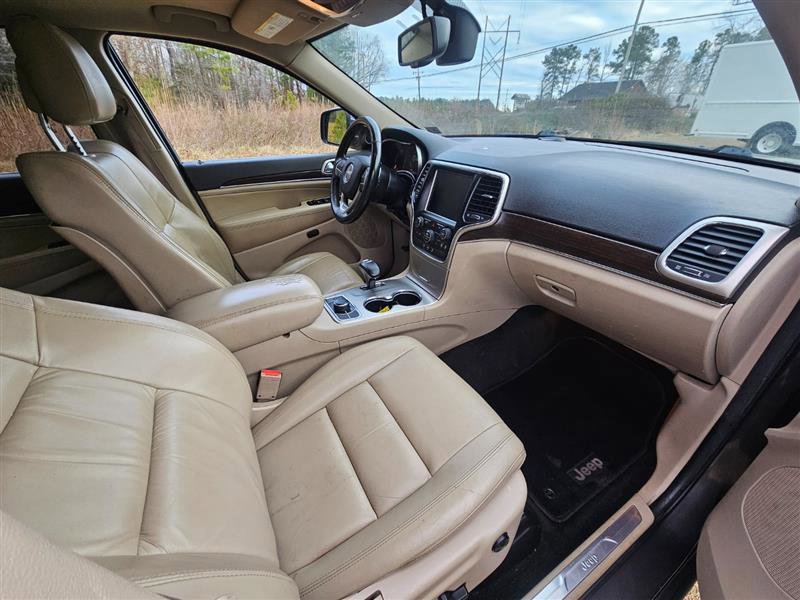 Used 2014 Jeep Grand Cherokee Limited AWD/4WD image 9