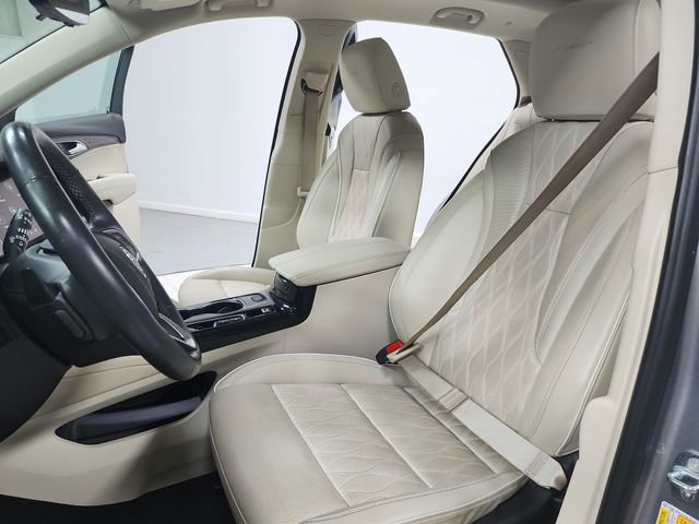 Used 2023 Buick Envision Avenir image 19