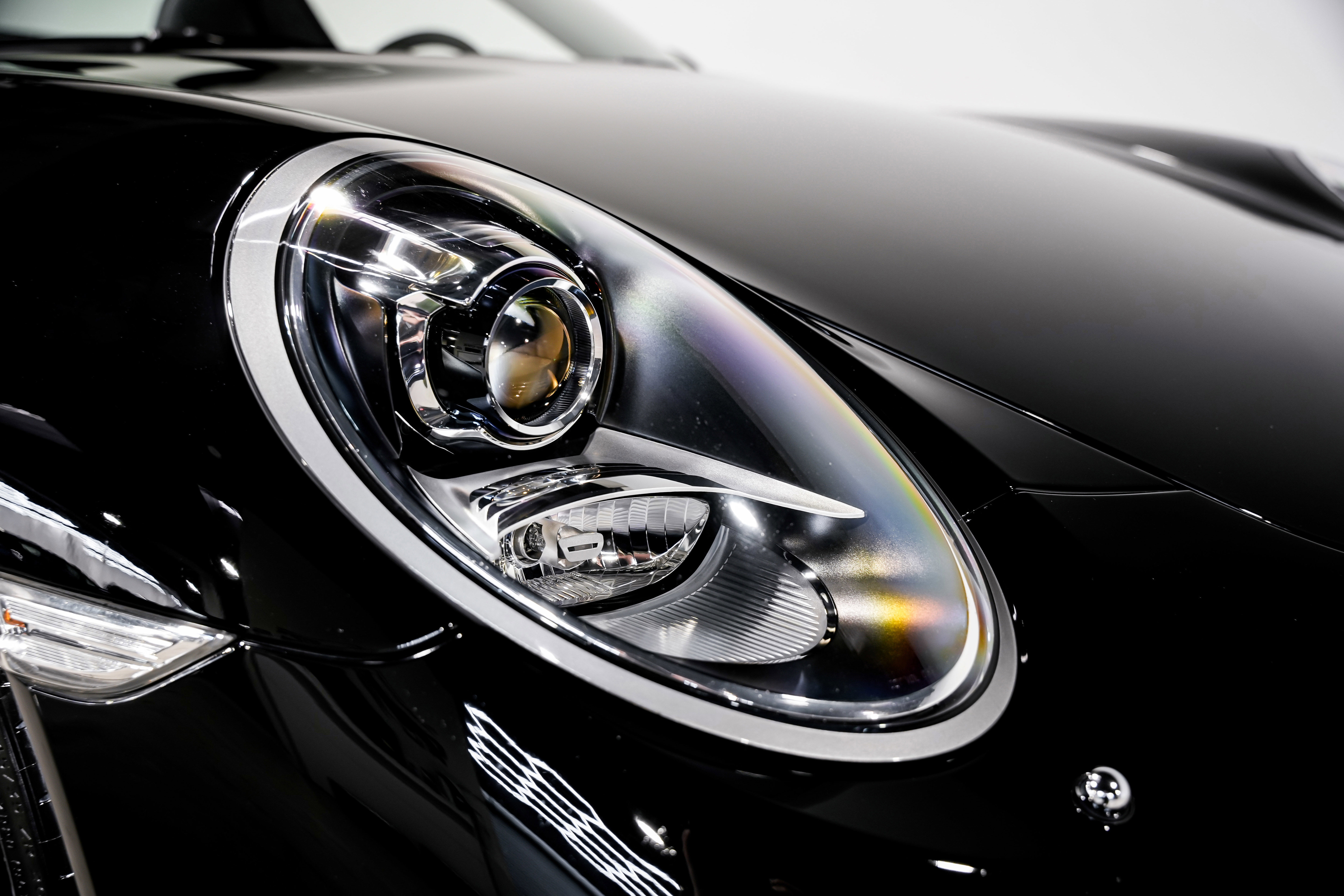 Used 2015 Porsche 911 Targa 4S AWD/4WD image 38