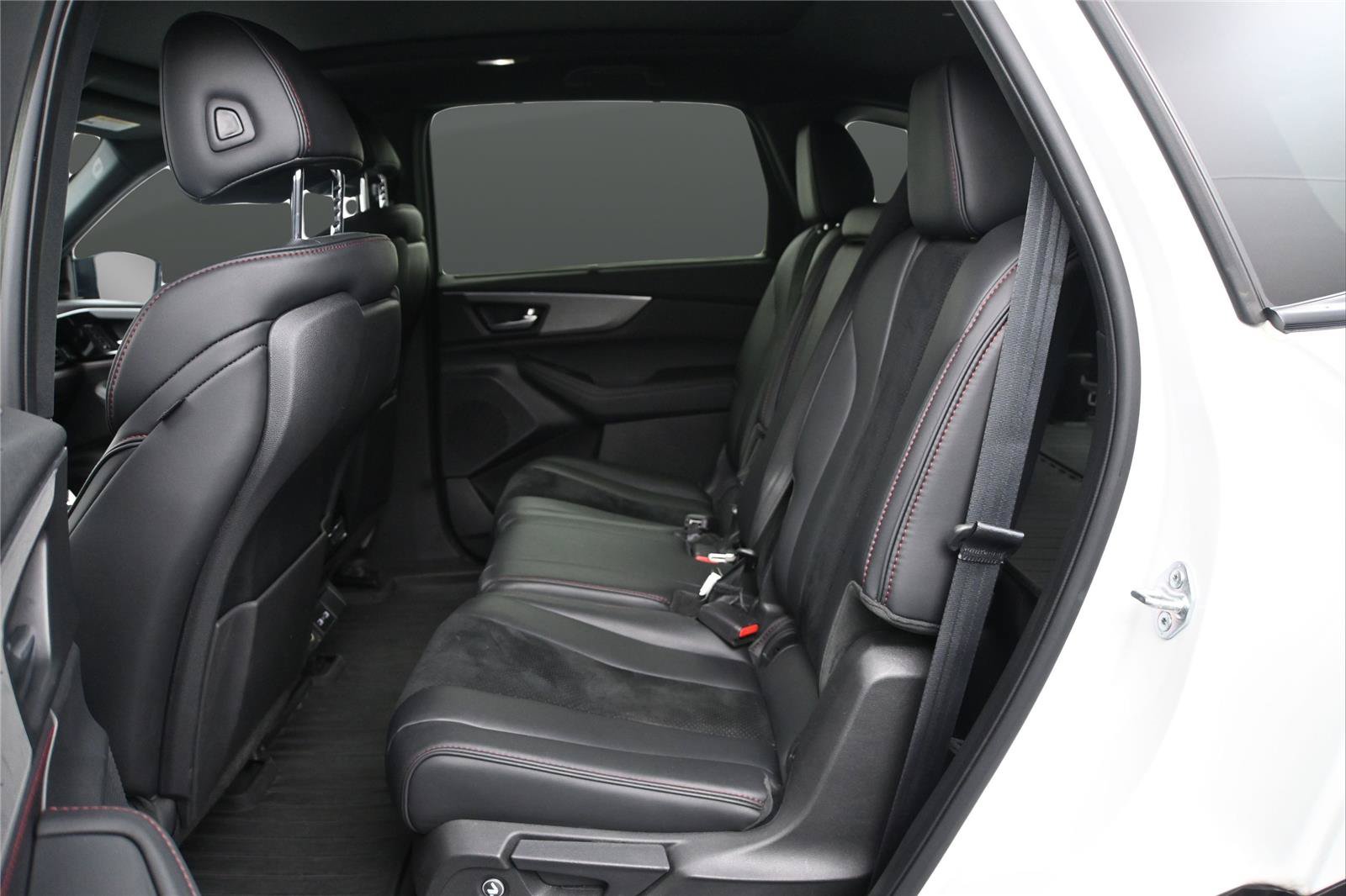 Used 2024 Acura MDX A-Spec AWD/4WD image 8