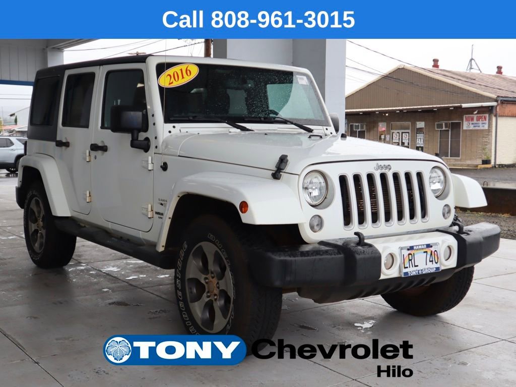 Used 2016 Jeep Wrangler Unlimited Sahara w/ Connectivity Group AWD/4WD image 7