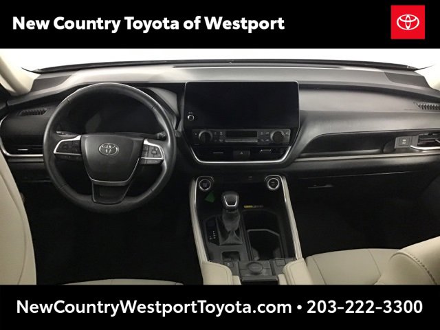 Used 2024 Toyota Grand Highlander XLE image 13