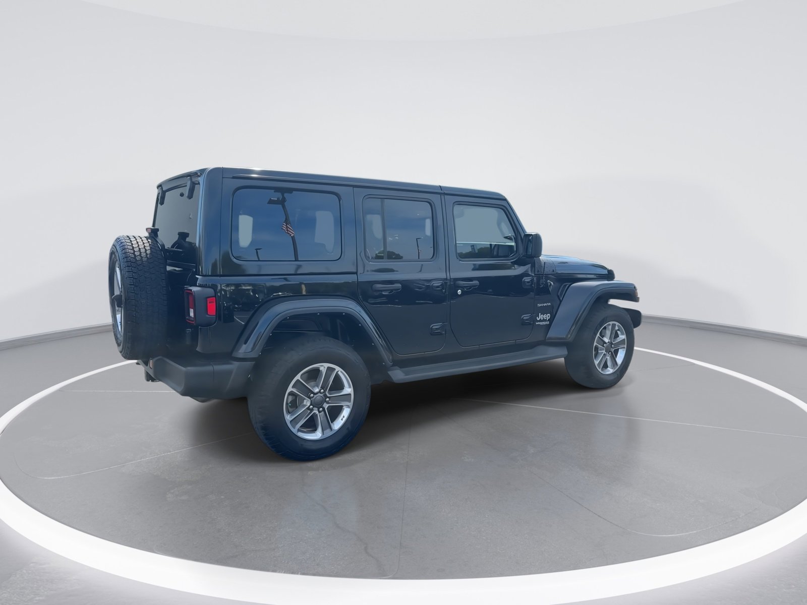 Used 2022 Jeep Wrangler Unlimited Sahara AWD/4WD image 9