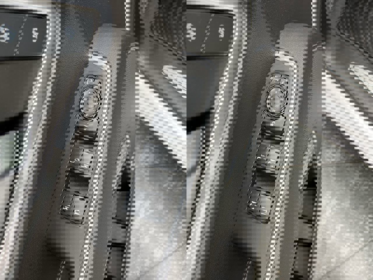 Certified 2024 Chevrolet Silverado 1500 LT image 8