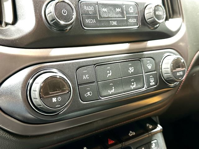 Used 2015 GMC Canyon SLE w/ All-Terrain Package image 18