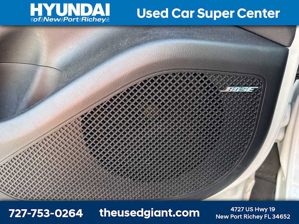 Used 2022 Hyundai Tucson Limited w/ Cargo Package image 11