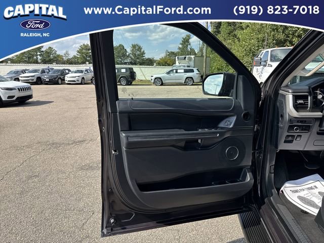 Certified 2024 Ford Expedition Max XLT image 19