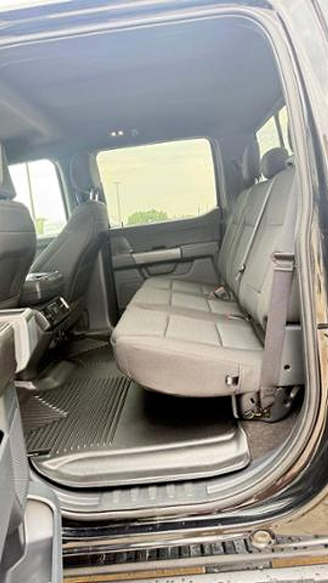 Used 2022 Ford F150 XLT w/ Equipment Group 302A High AWD/4WD image 12
