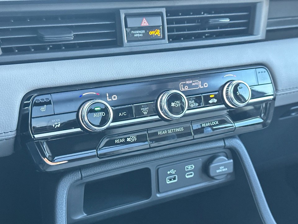 New 2025 Honda Pilot Touring image 30