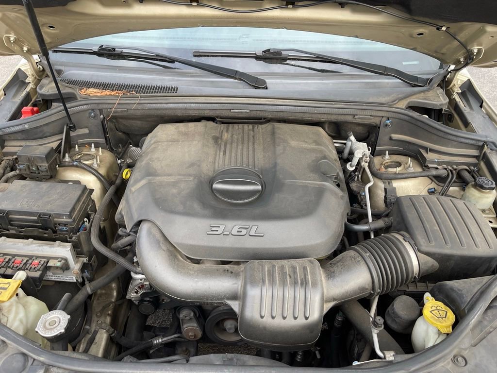 Used 2011 Jeep Grand Cherokee Laredo image 33