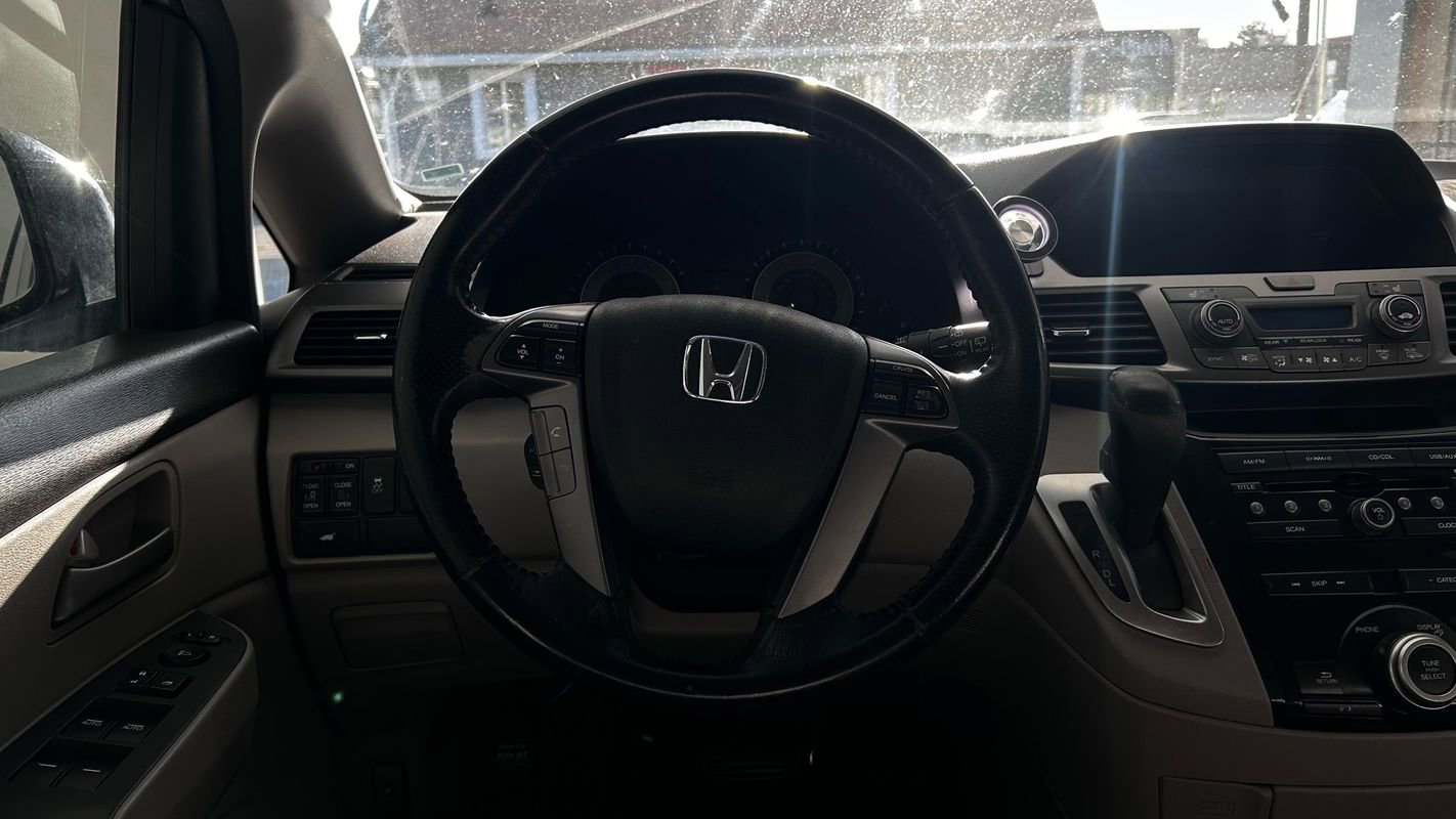 Used 2011 Honda Odyssey EX-L image 10