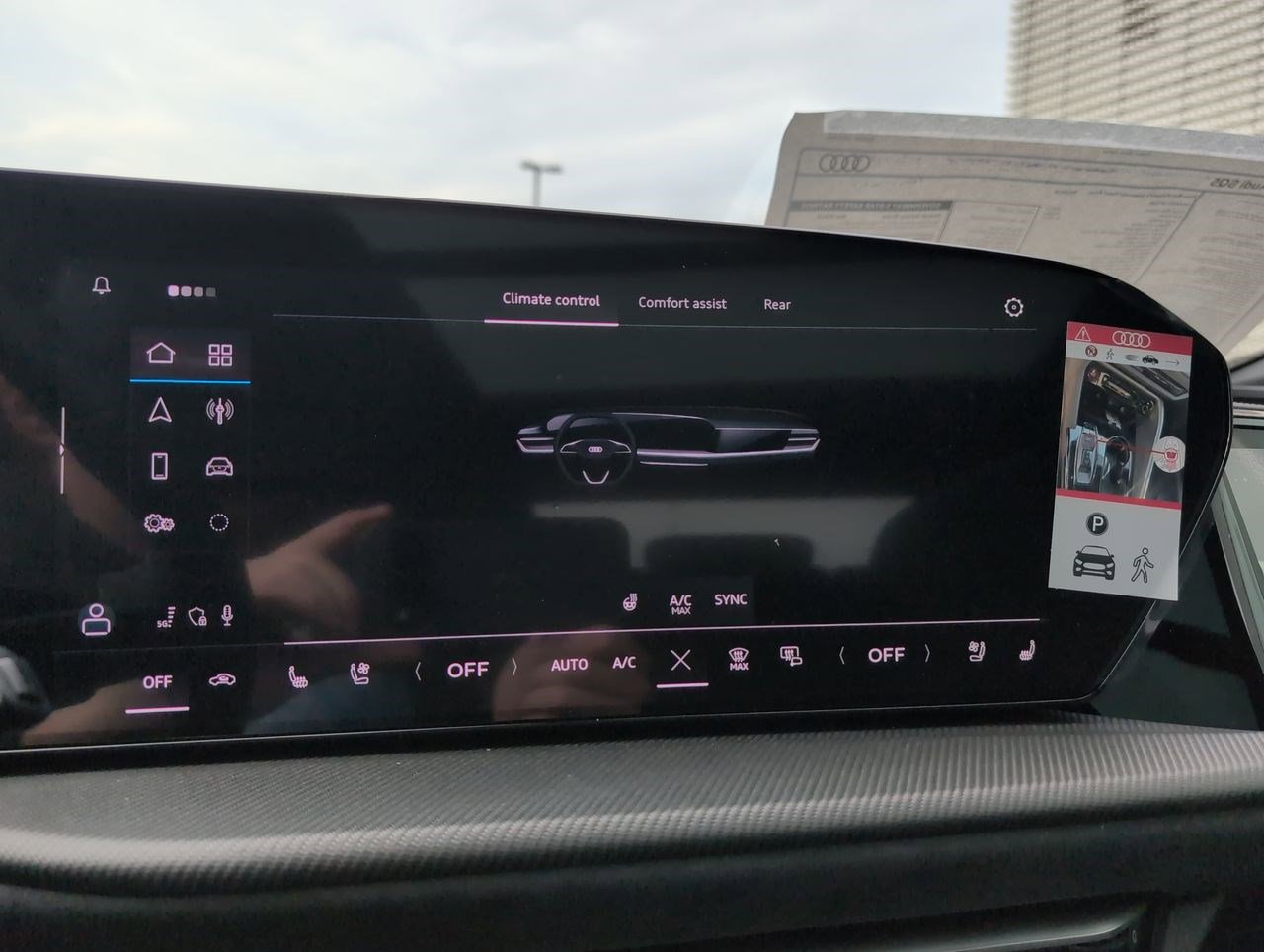 New 2025 Audi SQ5 Prestige image 6