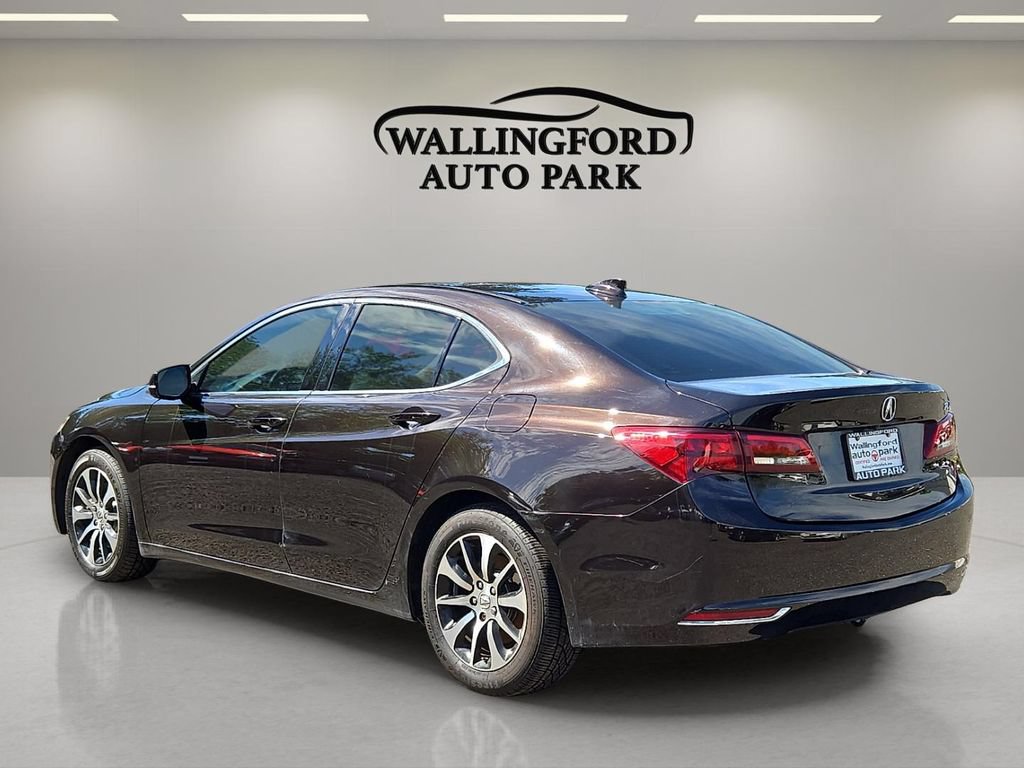 Used 2017 Acura TLX w/ Technology Package FWD image 3