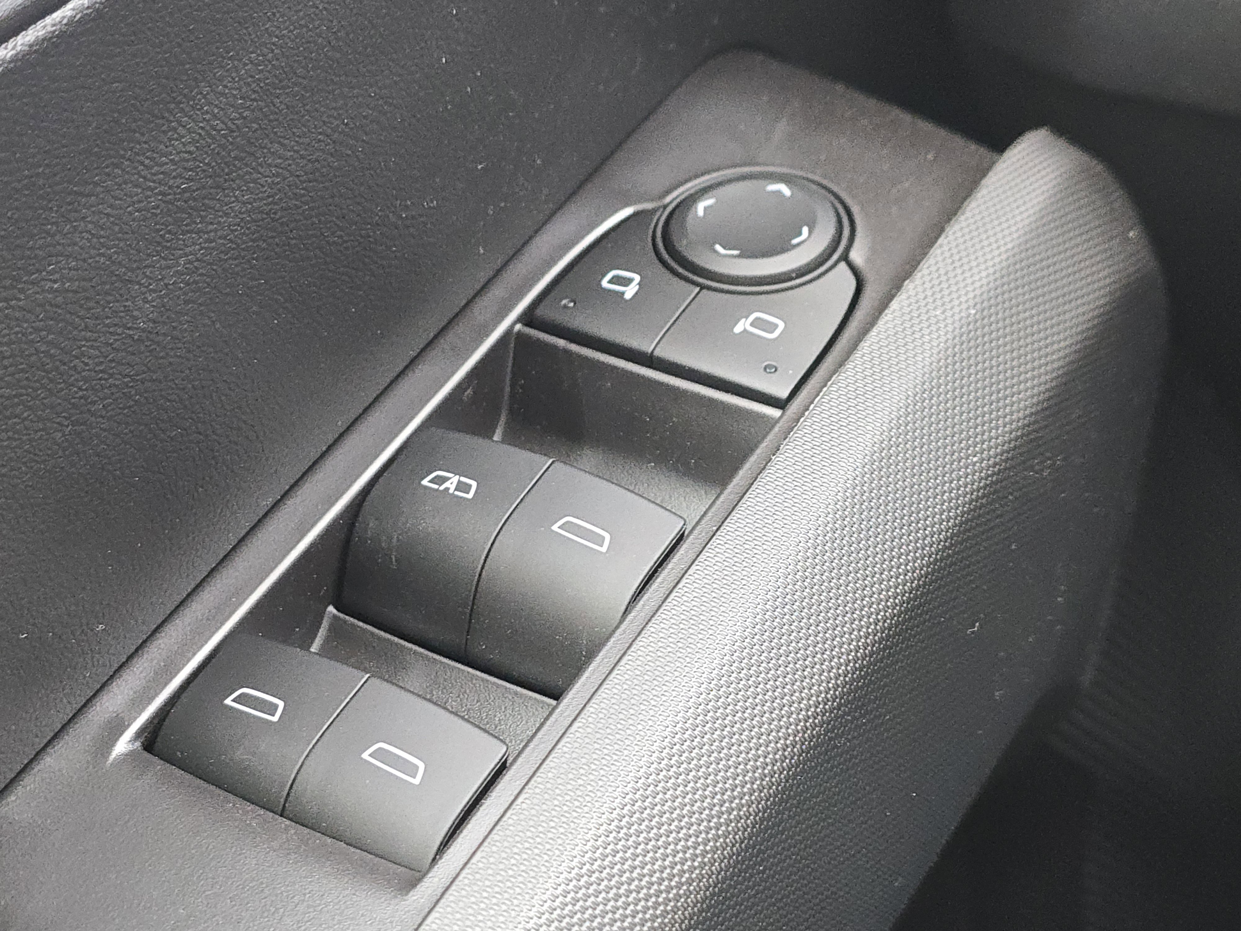 New 2026 Chevrolet Colorado LT image 26