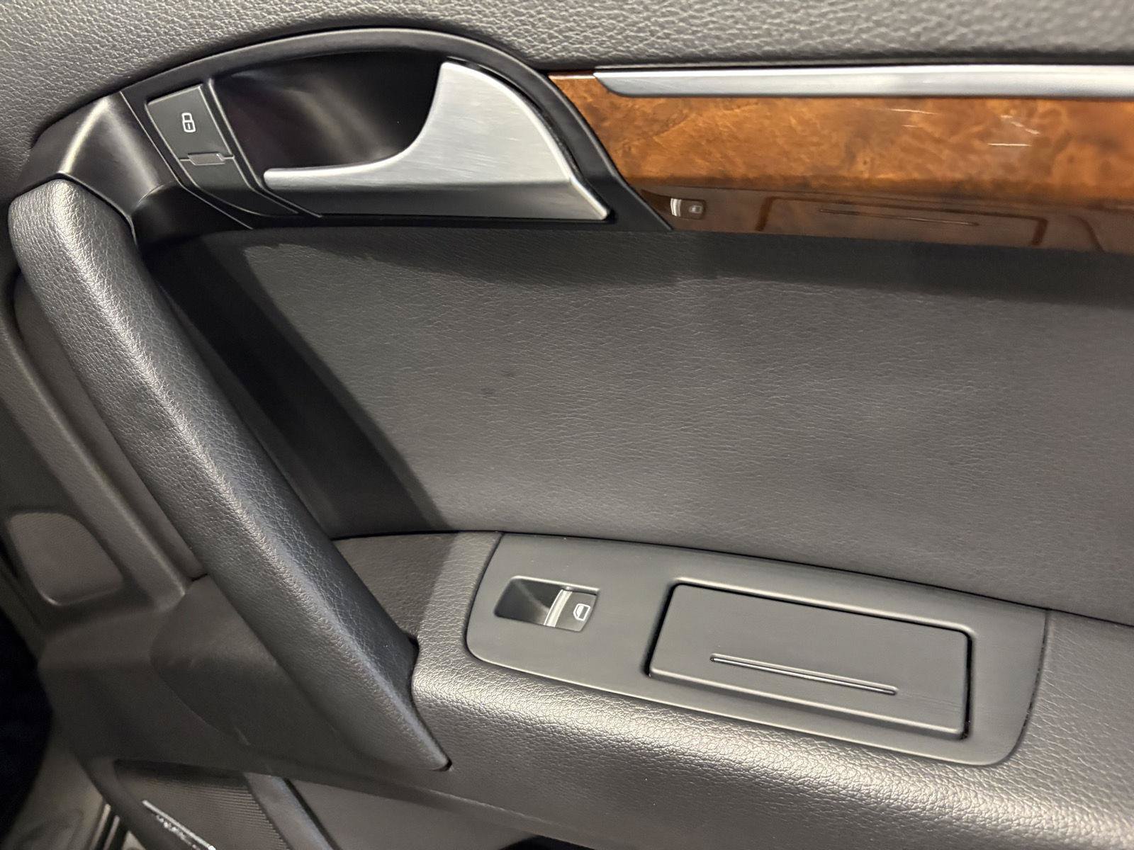Used 2015 Audi Q7 TDI Premium Plus AWD/4WD image 36