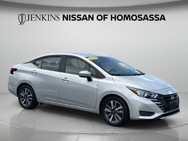 Certified 2023 Nissan Versa SV FWD image 5