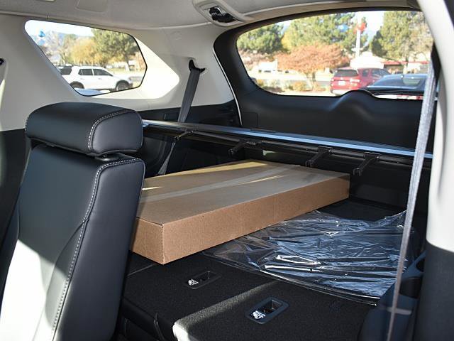 New 2025 Honda Pilot EX-L image 8