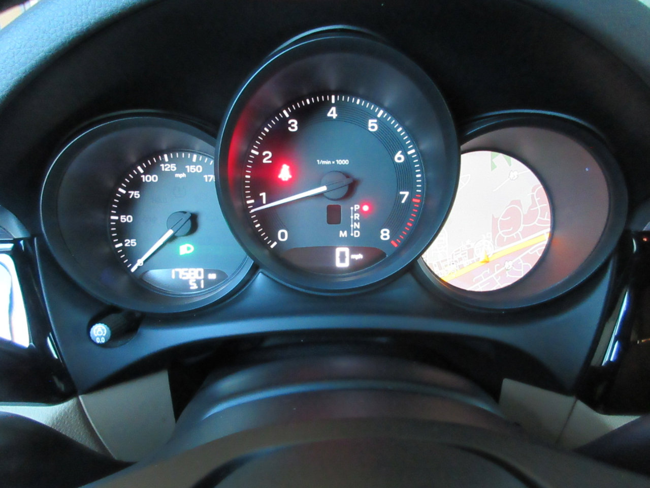 Used 2024 Porsche Macan image 52