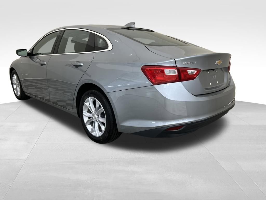 Used 2023 Chevrolet Malibu LT FWD image 3