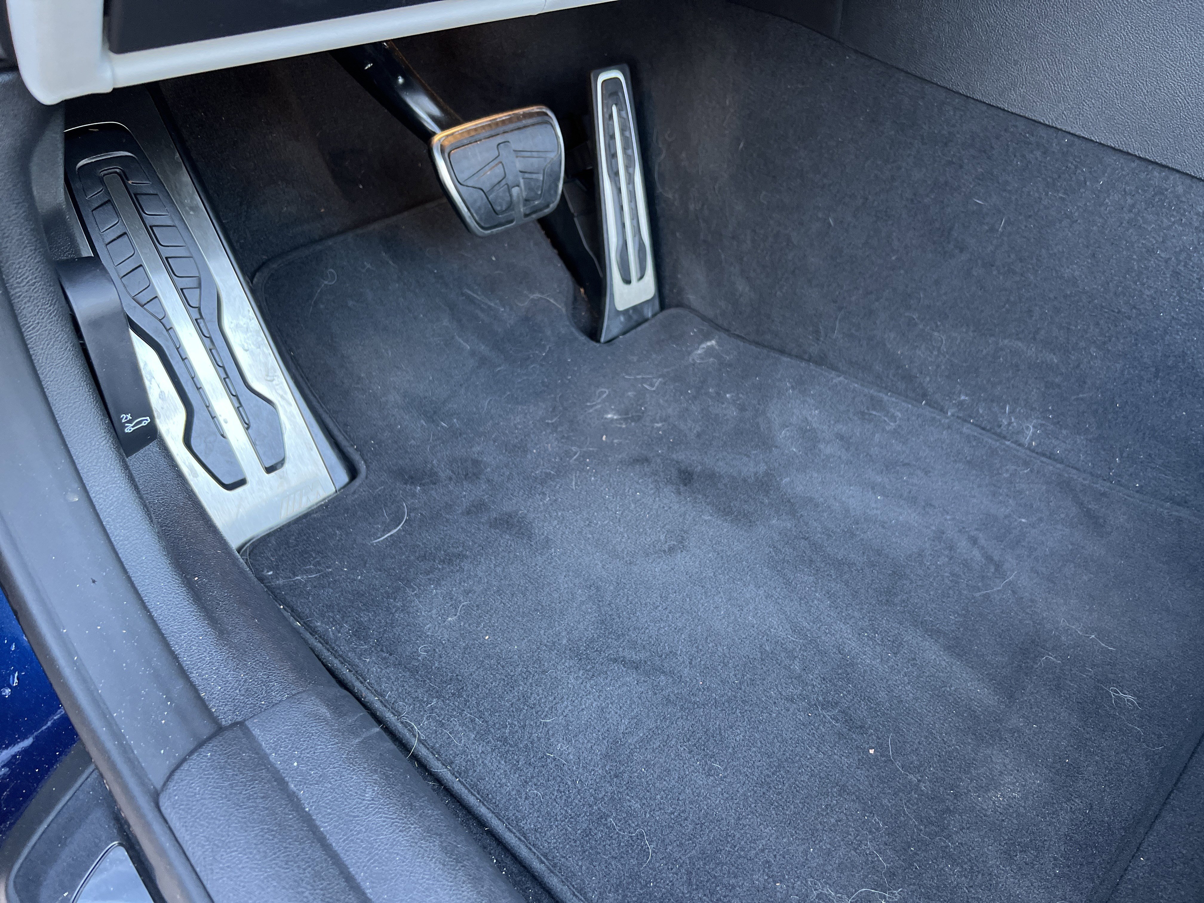 Used 2025 BMW M4 xDrive Competition w/ Executive Package image 17