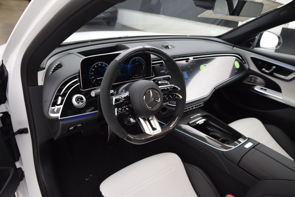 New 2026 Mercedes-Benz E 53 AMG e 4MATIC Sedan image 21