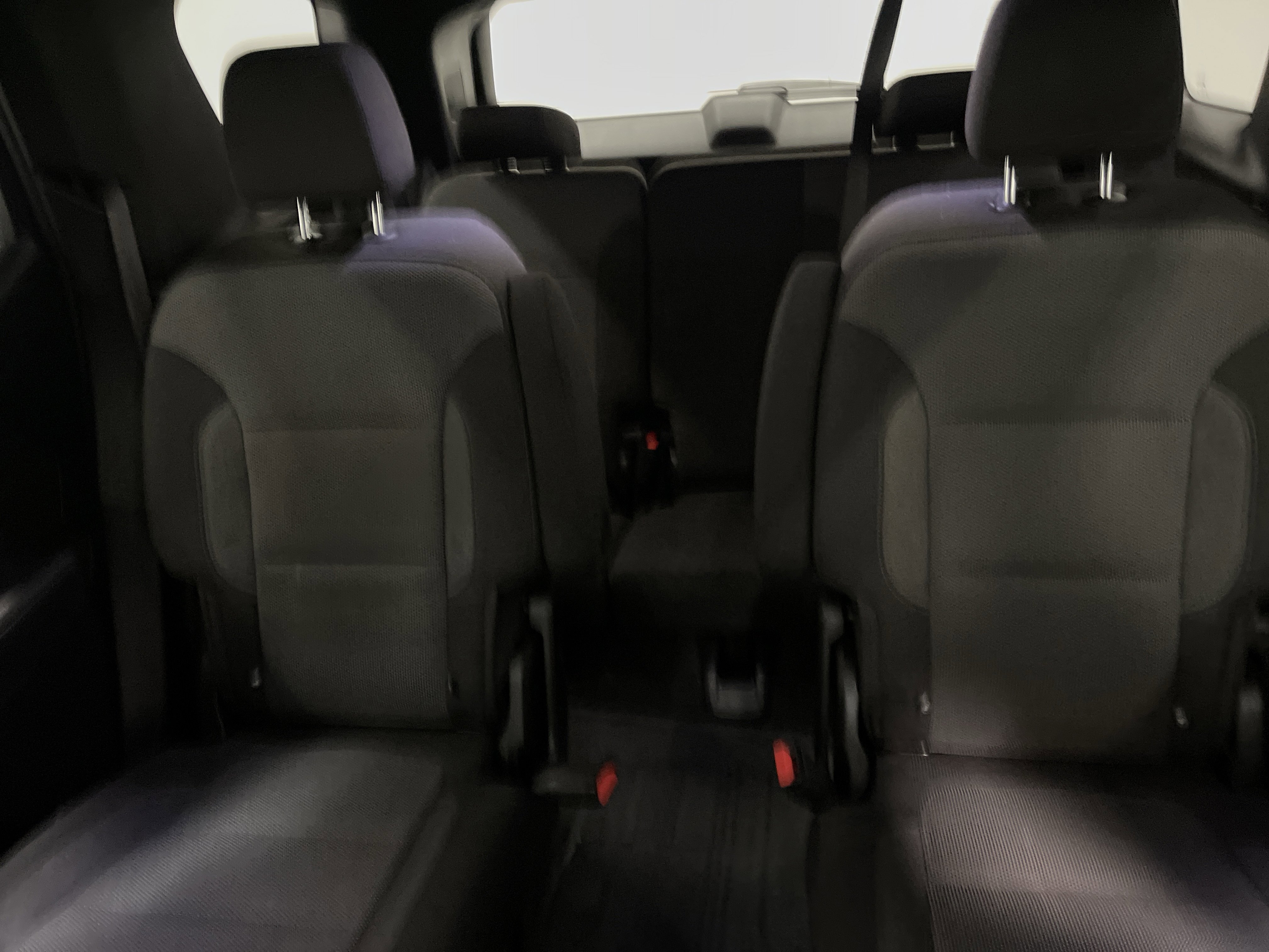 Used 2023 Chevrolet Traverse LT FWD image 11