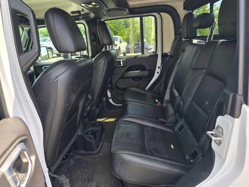 Used 2020 Jeep Gladiator Overland AWD/4WD image 11