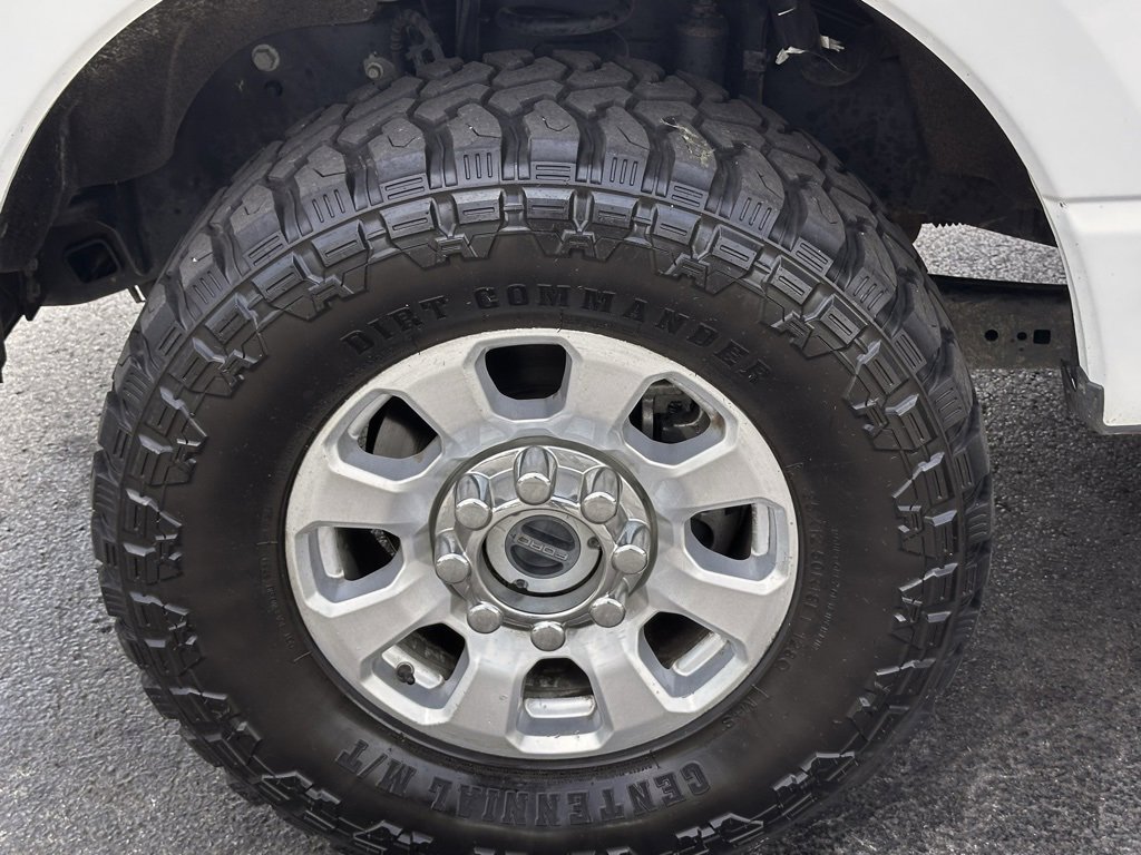 Used 2023 Ford F250 XLT w/ FX4 Off-Road Package image 12