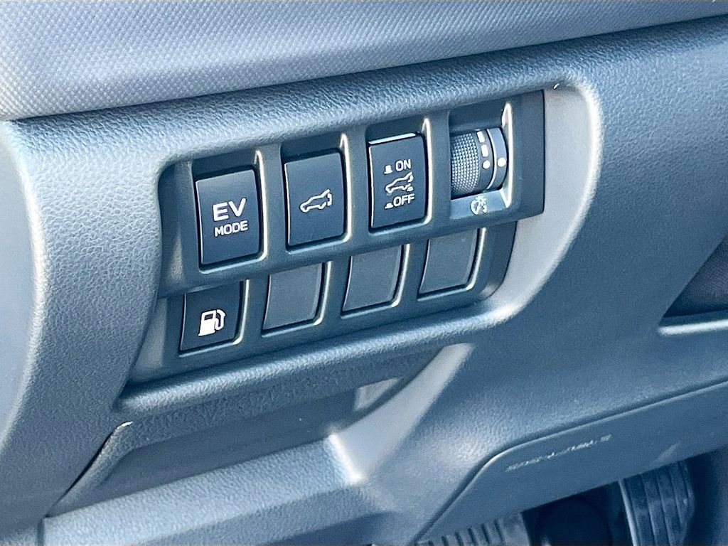 Used 2025 Subaru Forester Limited image 10