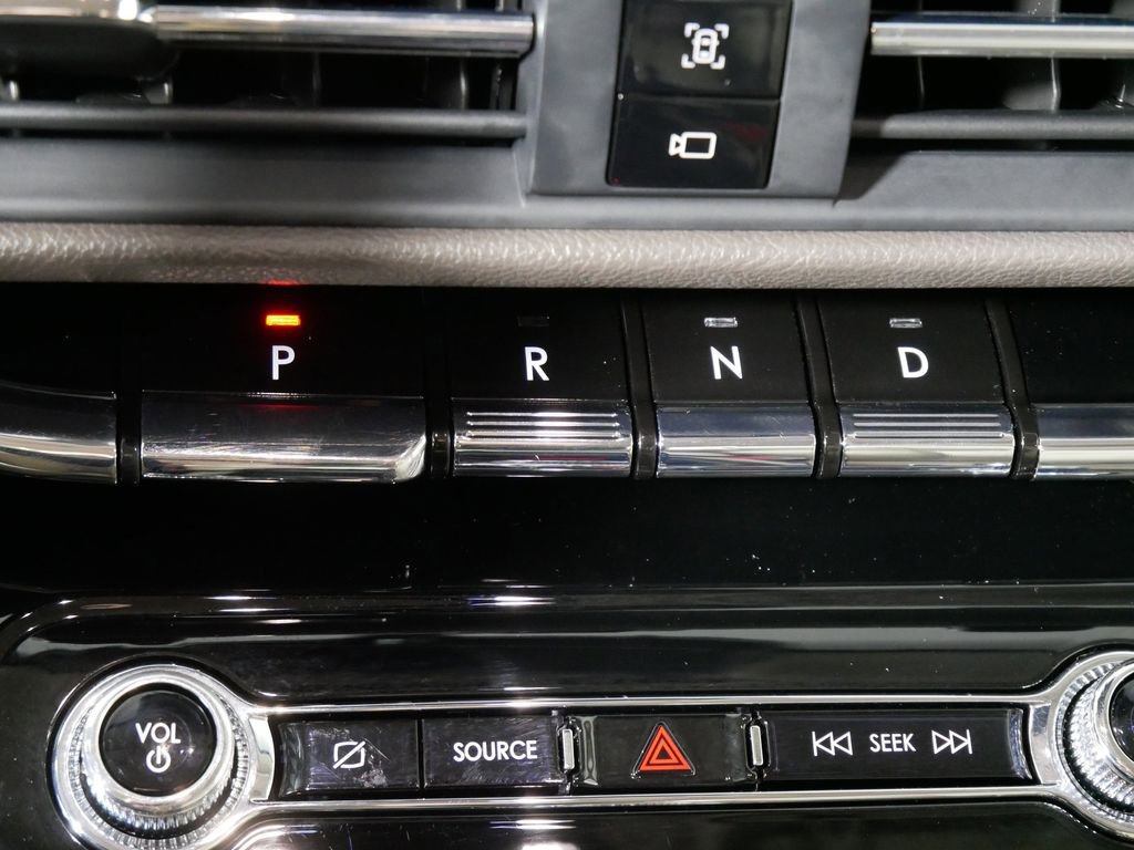 Used 2020 Lincoln Corsair AWD w/ Equipment Group 101A image 24