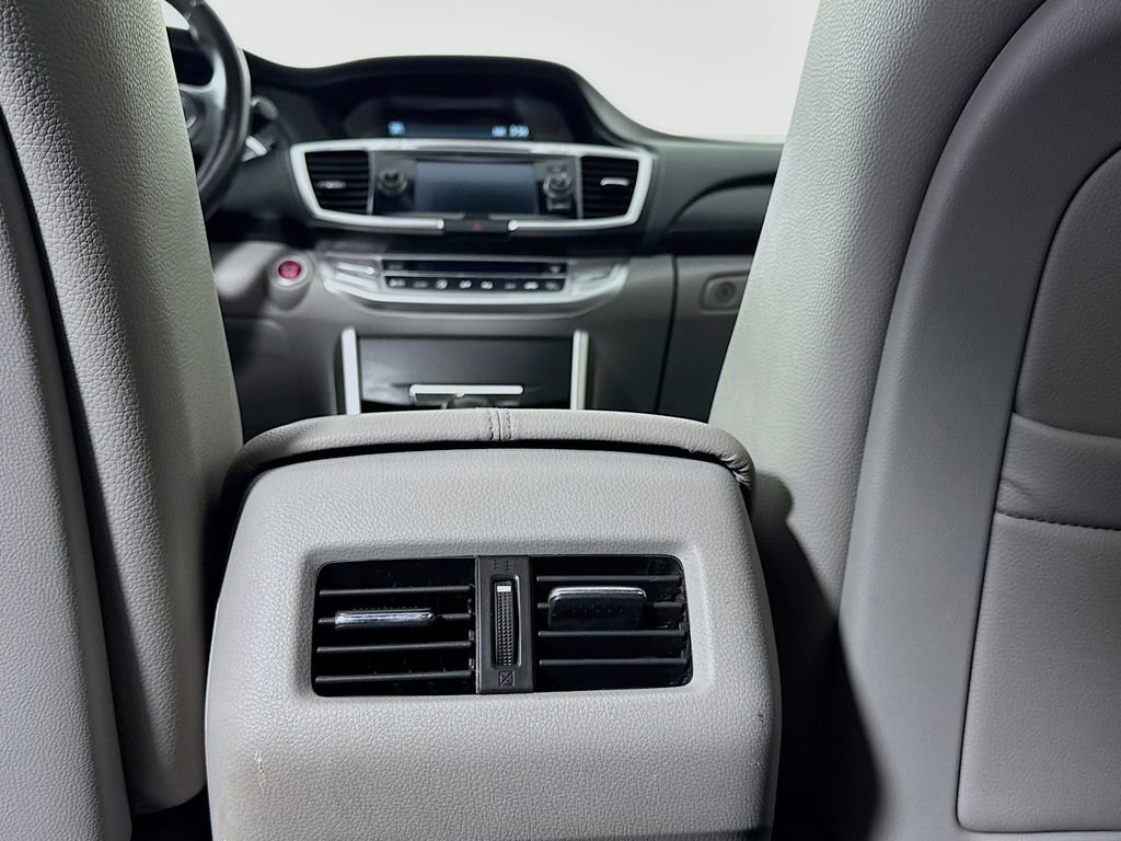 Used 2013 Honda Accord EX-L image 31