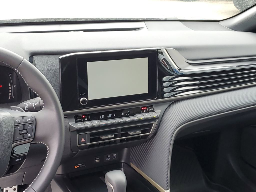 Used 2026 Toyota Camry SE w/ Convenience Package FWD image 27