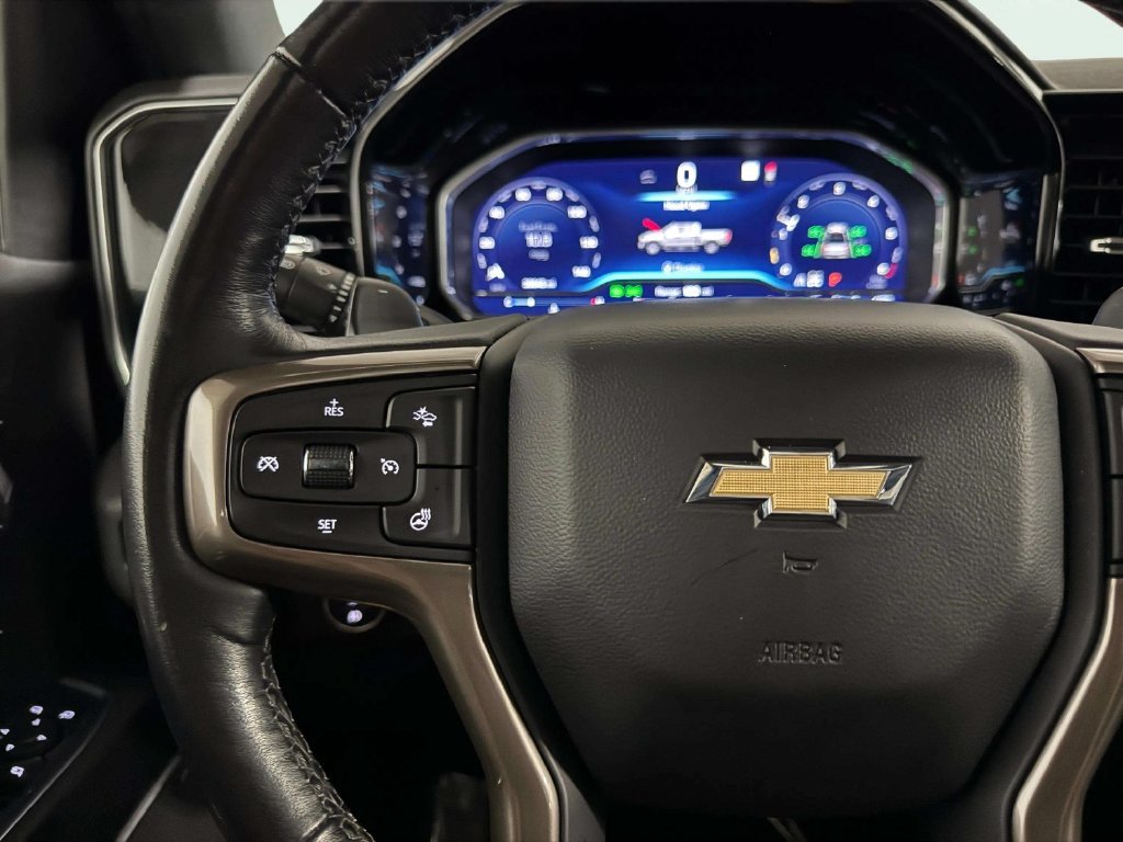 Used 2023 Chevrolet Silverado 1500 High Country w/ Technology Package AWD/4WD image 14