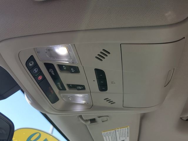 Used 2019 GMC Terrain Denali w/ Advanced Safety Package image 31