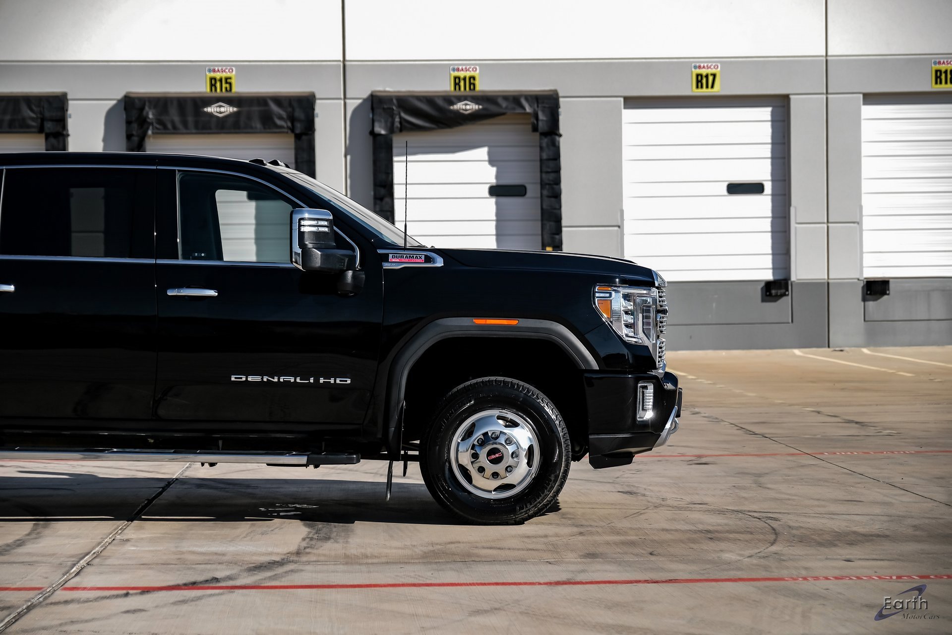 Used 2022 GMC Sierra 3500 Denali w/ Technology Package image 18